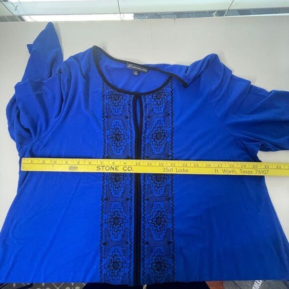 Adrianna‎ Papell  Royal Blue Swing Top with Contrast Embroidery - Picture 6 of 10